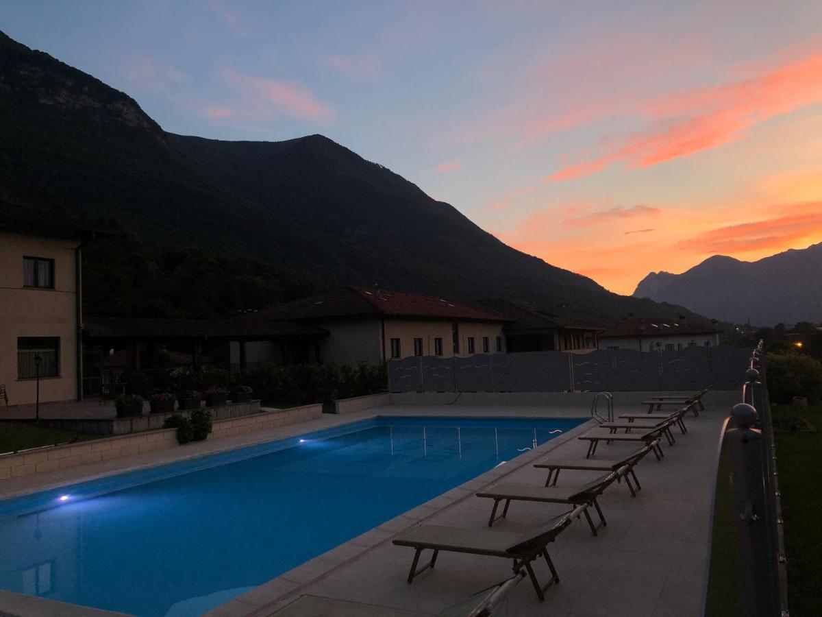 Hotel Merloni Grandola ed Uniti Екстериор снимка