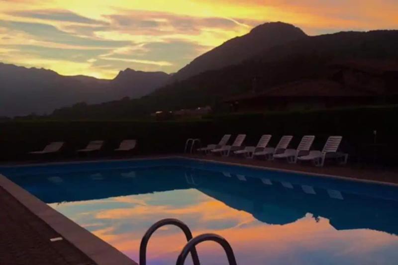 Hotel Merloni Grandola ed Uniti Екстериор снимка
