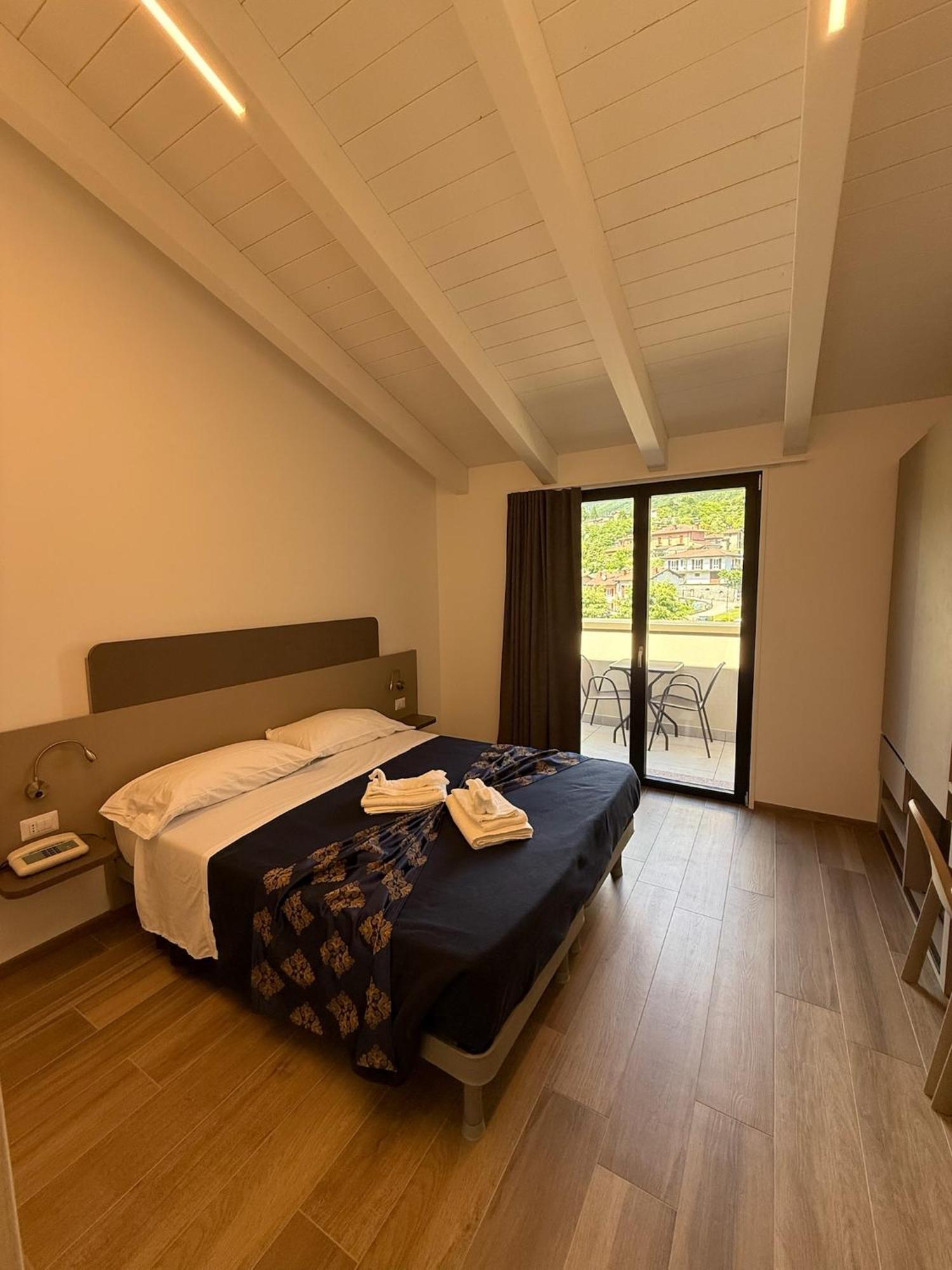 Hotel Merloni Grandola ed Uniti Екстериор снимка